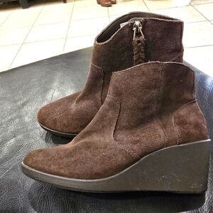 Women's Croc Booties